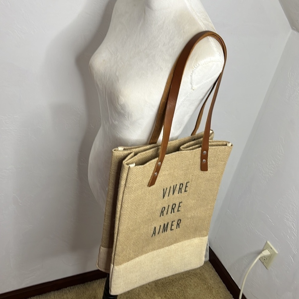 Apolis Market Tote Wine Tote Vivre Rire Aimer TOT4259C - Picture 12 of 12